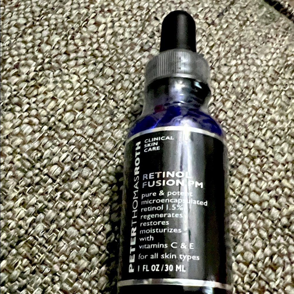 Peter Thomas Roth Retinol Fusion PM Serum - Deep Blue